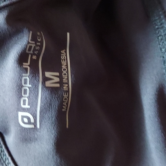 2 top bundle  6 for $10 tops - Picture 9 of 13